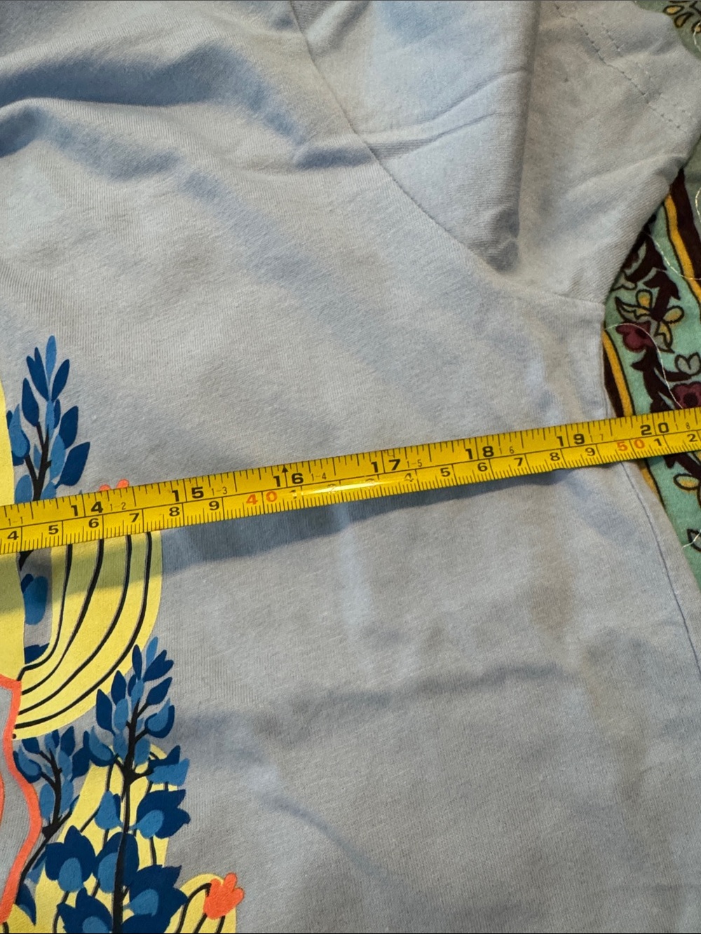 Buc-ee's Unisex M T-shirts - Light Blue with Texas graphic and Tie-Dye price - Picture 4 of 5